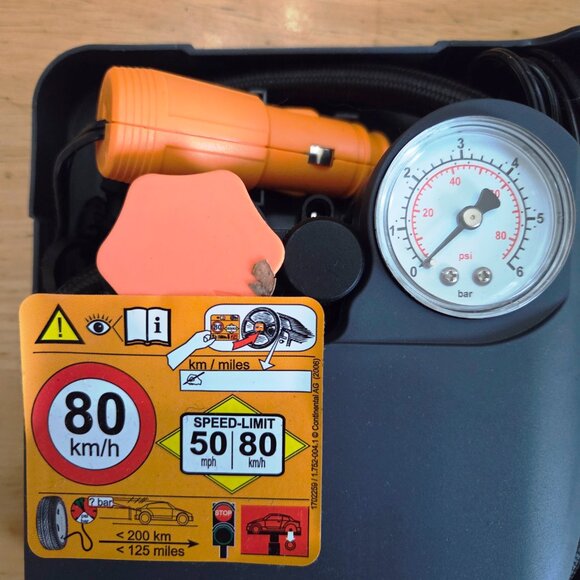 Smart Car Part A4515830002/001 Tire Repair Compressor (281) - Picture 3 of 4